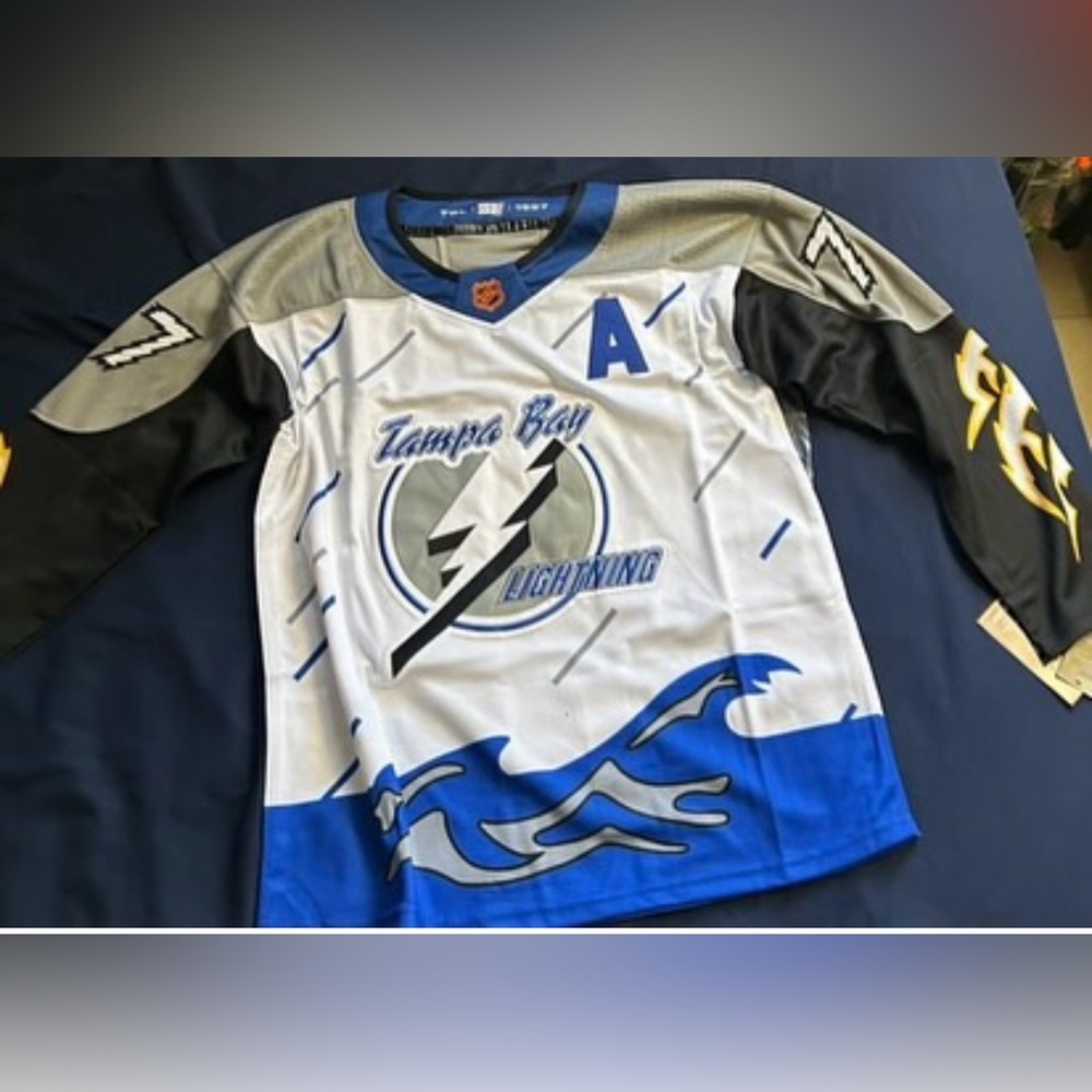 ⚡️Tampa Bay Lightning ⚡️Hockey Jersey - Blue, Black, White